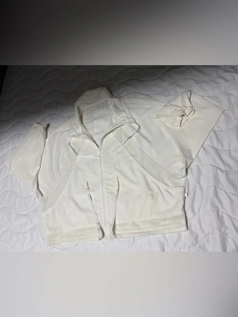 ALO Yoga Cream Lightweight Zip-Up Bomber Jacket
